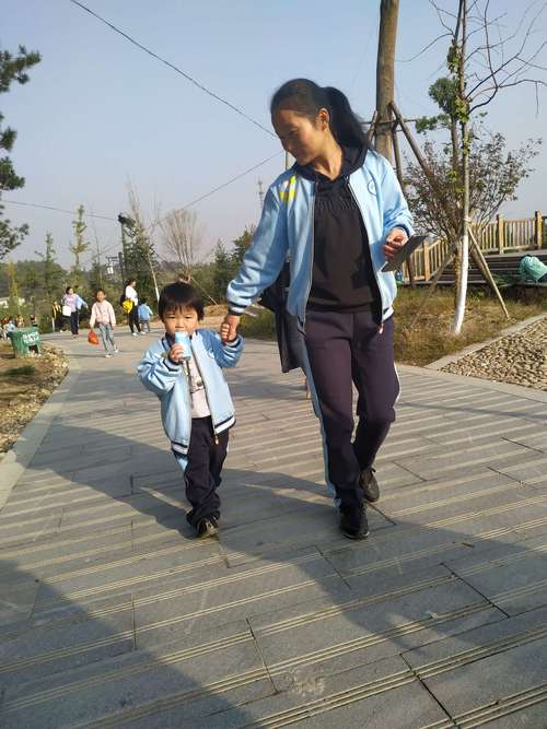 记恒凯学府幼儿园中2班